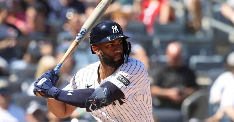 Amed Rosario Signs $2.5M Yankees Deal.