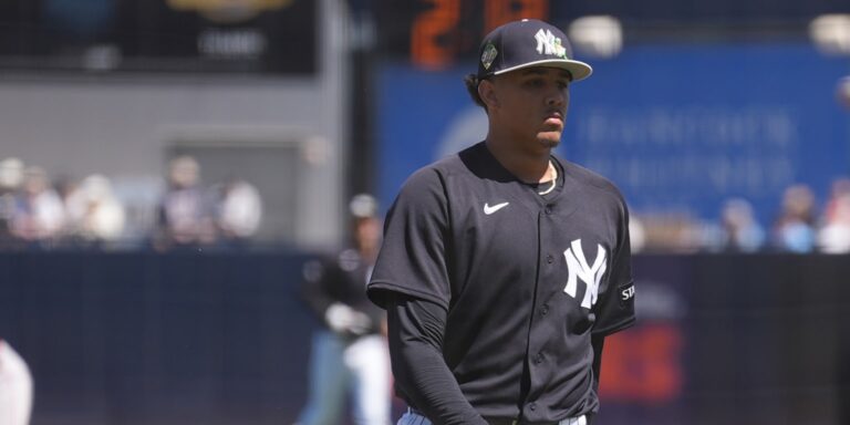 Carlos Lagrange, Yankees prospect, reassigned to Minor League camp