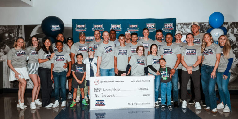 Yankees receive Bud Selig philanthropy award from MLB