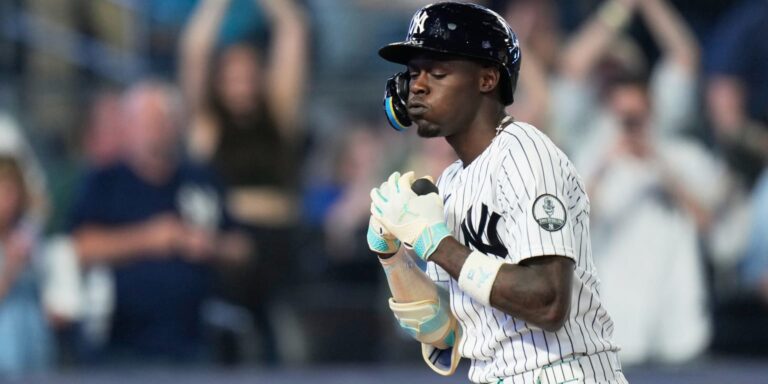 David Bednar rebounds to save win over Blue Jays