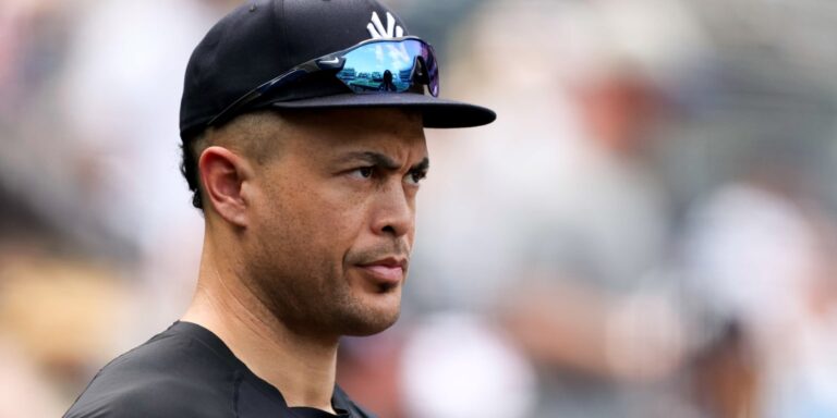Giancarlo Stanton not running since injury setback