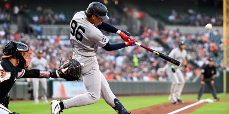 Yankees capitalize on disputed foul call on Pete Alonso